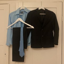 Kommunionsanzug Gr. 146