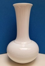 Seltene elegante Vase von