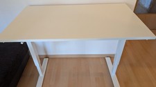 Schreibtisch IKEA Trotten - 120cm x 70cm - Weiß - höhenverstellbar