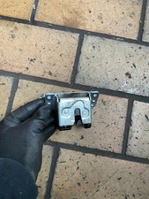 Opel Omega B Caravan Heckklappenschloss Heckschloss Schloss hinten 90563999