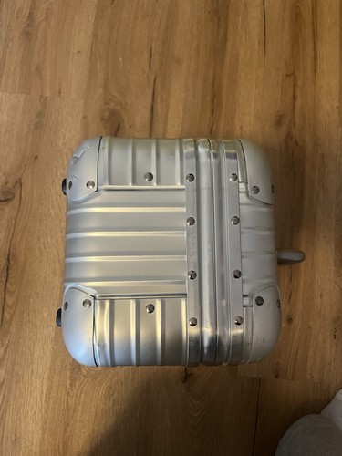 Rimowa aluminium make - make, case