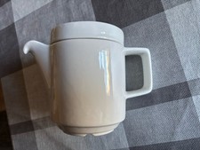 DDR Kännchen  / Kaffeekanne / Kaffee- oder Teekännchen Porzellan Weiß