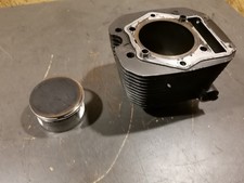 Suzuki DR 650  (SP41-SP42)