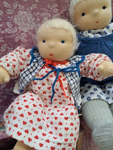 Sehr schöne puppe original - sehr,