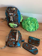 ergobag Schulranzen, Schulrucksack Set mit Turnrucksack, 2 Mäppchen, Regencape..