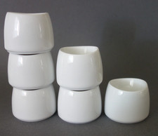 6 Eierbecher Porzellan weiß