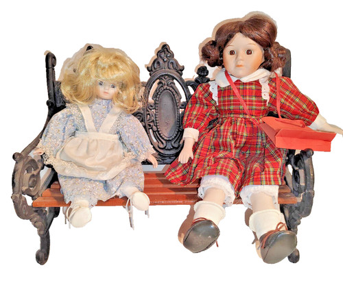 Künstlerpuppen auf puppenbank - künstlerpuppen,