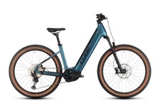 CUBE Reaction Hybrid Race 750