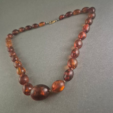 Vintage Bernsteinkette mit ovalen Perlen – Zeitlose Eleganz