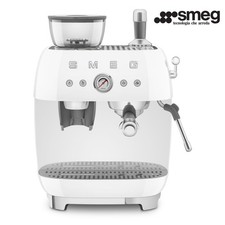 SMEG Espressomaschine mit Mahlwerk Weiß EGF03WH Deutliche Gebrauchsspuren