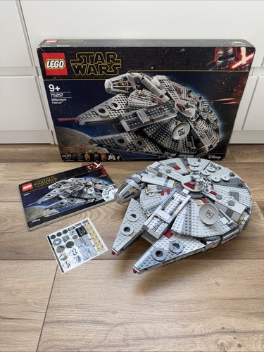 Lego star wars - star, millenium