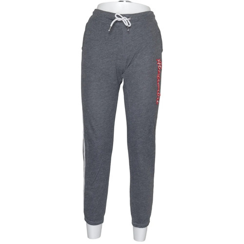 Abercrombie fitch - &,