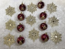 Weihnachtskugeln weinrot gold