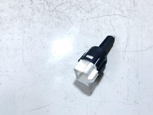 Honda stream 2002 brake light - honda,