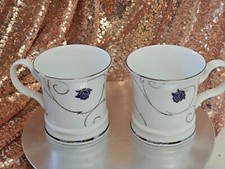 2 x Teetassen Cha Cult mit blauen Rosen und Silber, feines Porzellan, Tasse
