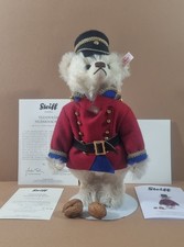 Steiff Teddybär Nussknacker -