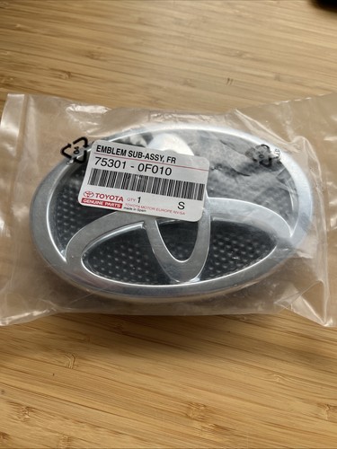 Neu original oem toyota front - neu,