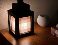 Laterne im Minecraft-Look –