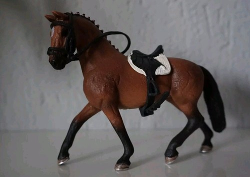 Schleich pferd hannoveraner - schleich,