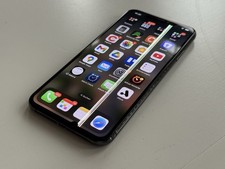 iPhone Xs Max 256GB schwarz mit Streifen im Display