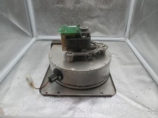 ERSATZTEILE für Gas Terme Junkers ZWR 24-4 AE 23 Gebläse 87172042430 gebraucht.