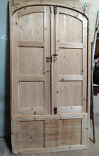 großer Alkoven Bett Tür