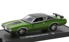 DODGE Charger R/T 440 - 6-Pack - 1971 - green / black - M2 Machines 1:64
