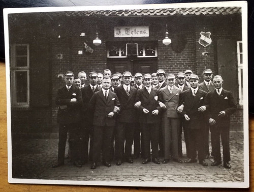 Gruppe jungen mit - jungen, schüler