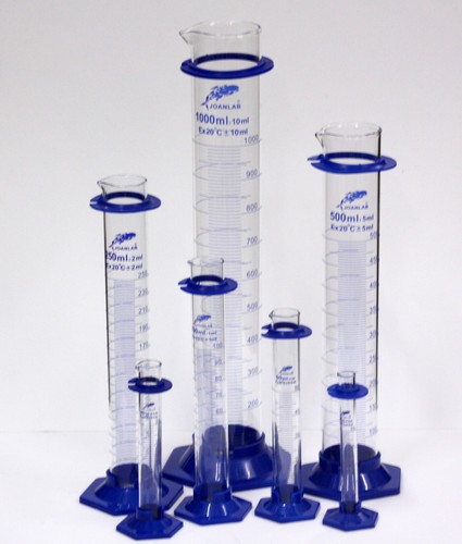 Messzylinder aus boro glas - 3.3,
