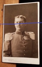 Soldat Offizier in Uniform