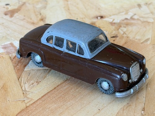 Siku plastik v33 mercedes - siku,