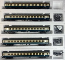 TT 4 x Reisezugwagen 2