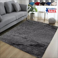 FLAUSCHIGE SHAGGY TEPPICHE UND