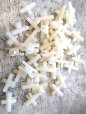 BMW 2500-3.3Li, 32x Zierleistenklips,damals im BMW Werk verbaut #51131804205,NOS