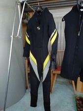 Tauchanzug halbtrocken mit