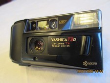 Yashica T3 D , Tessar