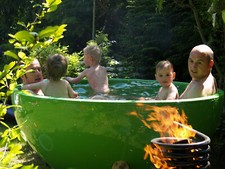 Gartenbadewanne Holzfeuerung