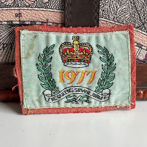 Vintage patch queen - patch,
