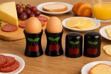 Set Eierbecher + Salz- &