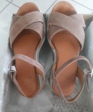 Unisa Ledersandaletten Gr. 39 beige  wie  neu