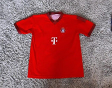 22 VERSCHIDENE Fußballtrikots