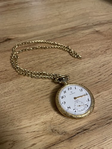 Vintage goldene taschenuhr - goldene,