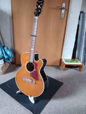 Ständer für Gitarren und Bassgitarren, Ukelele  - für Camping und Lagerfeuer