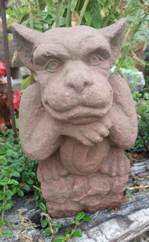 Gargoyle hund wächter sitzend - gargoyle,