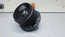 VW Gebläsemotor passt in verschiedene Modelle 7H0819021A