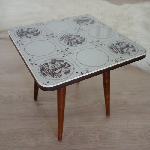 Stilvoller blumenhocker - stilvoller,