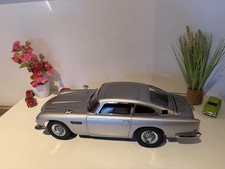 Eaglemoss Aston Martin DB5 1:8