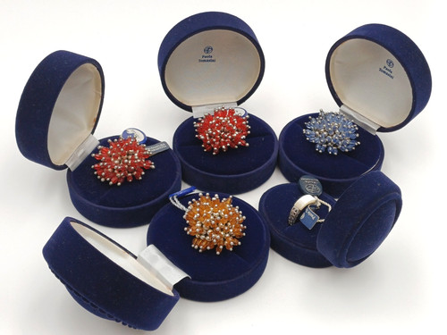 Paola tomasini bunte ringe mit - paola,