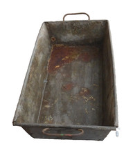alte Kiste Eisen Blech Wanne