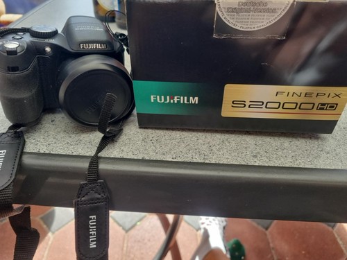 Fujifilm finepix s2000hd - fujifilm,